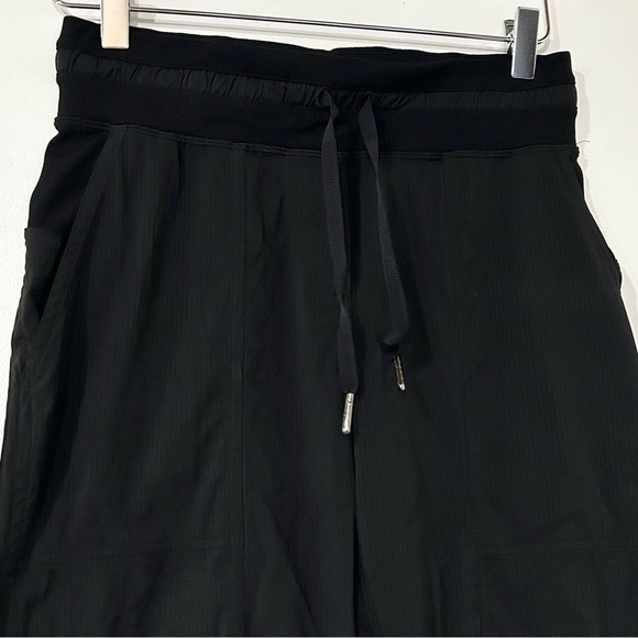 Lululemon Dance Studio Crop II *Unlined 25" in Black 4 - Picture 2 of 8